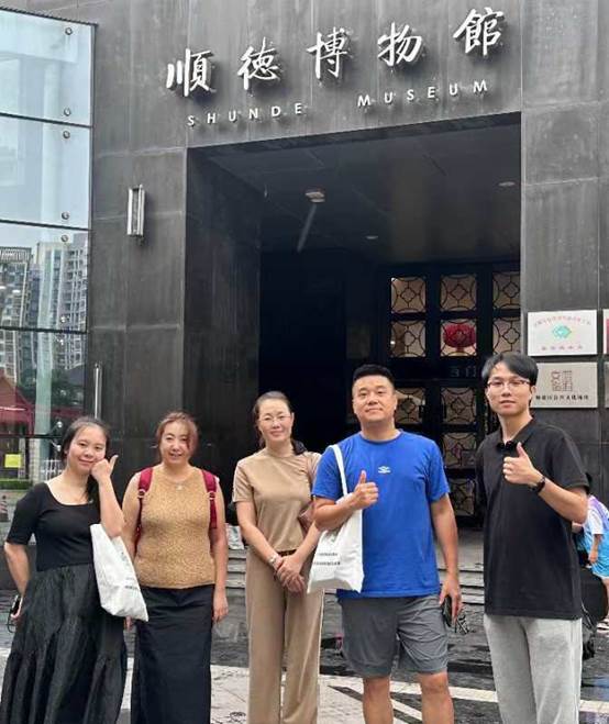 3e8de8e87081d4786e6f77acbfe5ec6